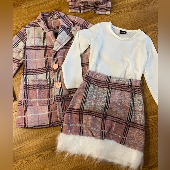 Girl's set - Brand New - Coat, skirt and hat - Size 3-4Y,  4-5Y, 5-6Y - Picture 3 of 8